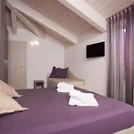 Gioia Hotell 3*