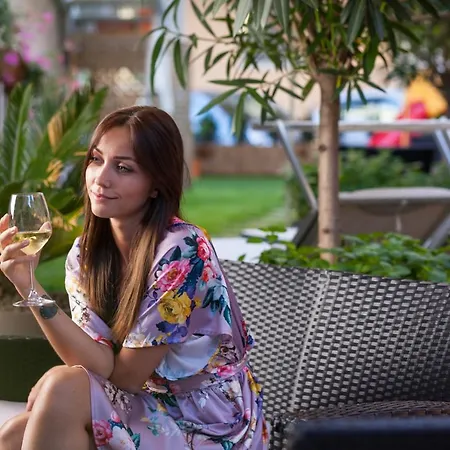 Ξενοδοχείο Gioia 3*