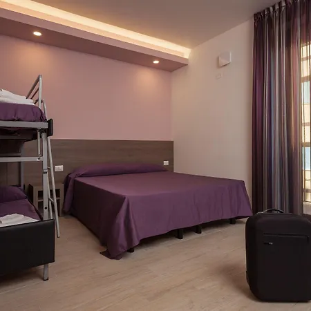 Gioia Hotel 3*