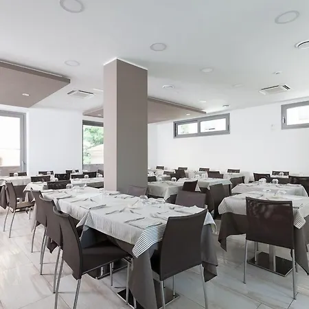 Gioia Hotel 3*